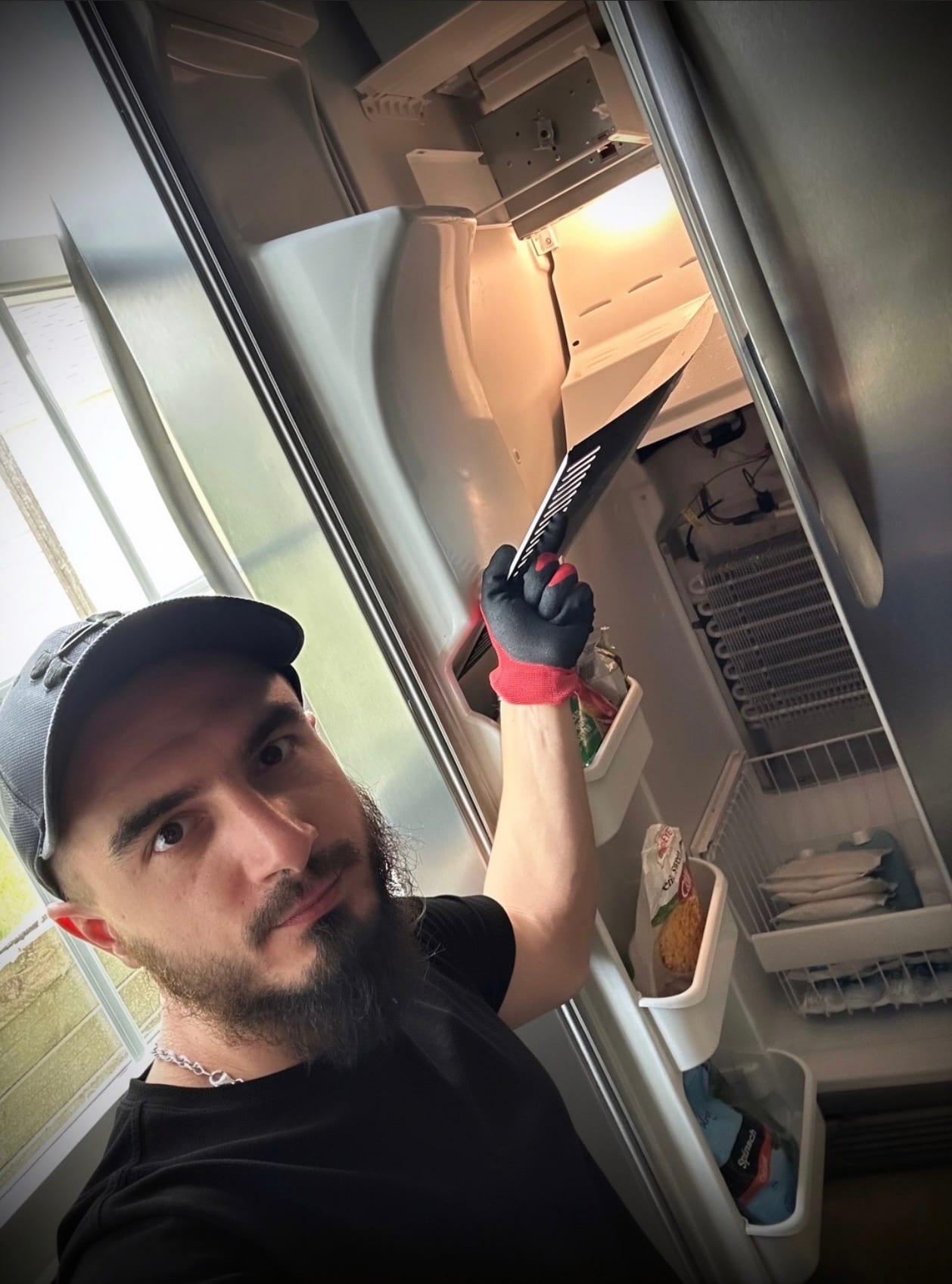 Appliance repair technician in Denver home